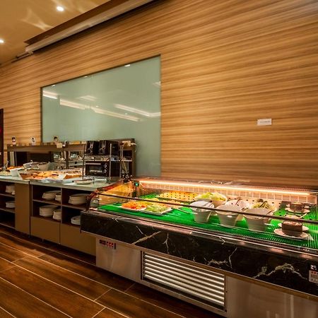 Fu Hsiang Hotel Yilan Zewnętrze zdjęcie