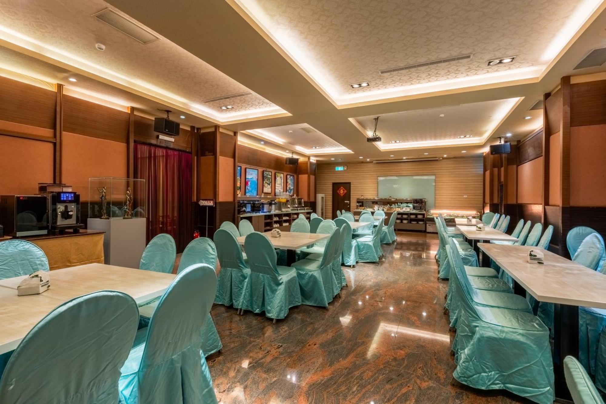 Fu Hsiang Hotel Yilan Zewnętrze zdjęcie
